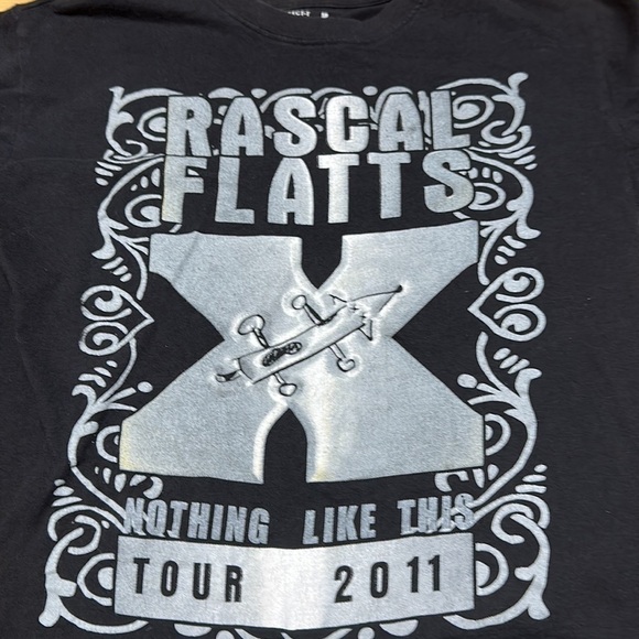 Rascal flatts 2011 tour t-shirt women’s small petit black band tee country music - Picture 2 of 7